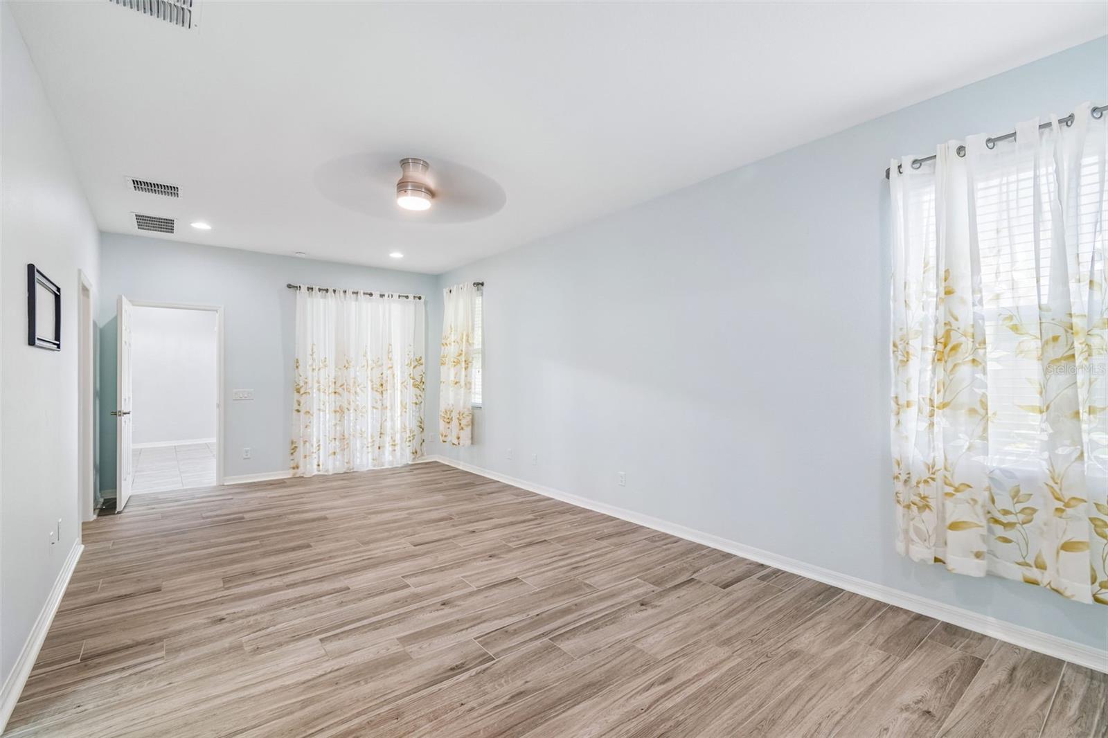 11852 GAVIN LN