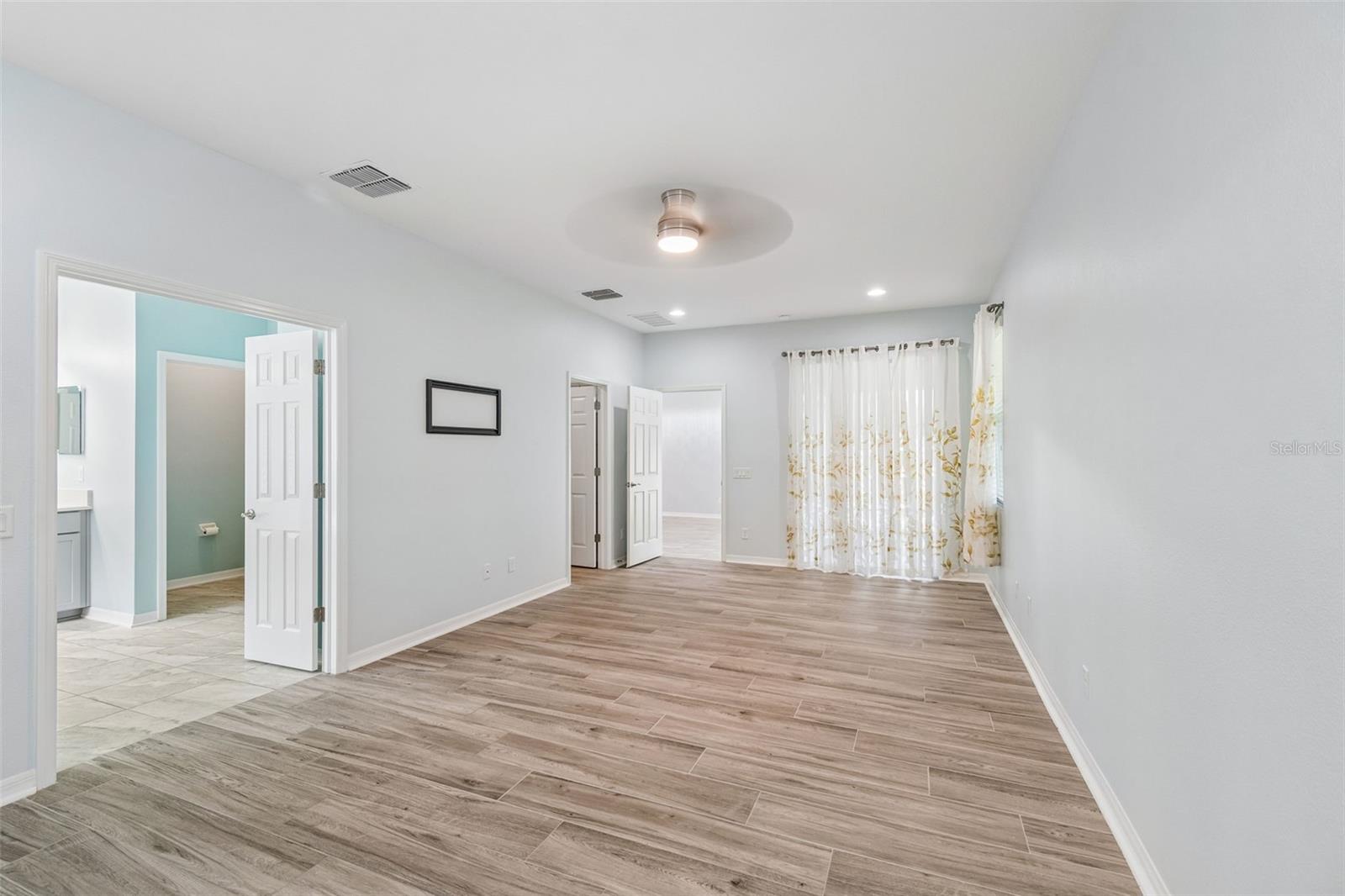 11852 GAVIN LN