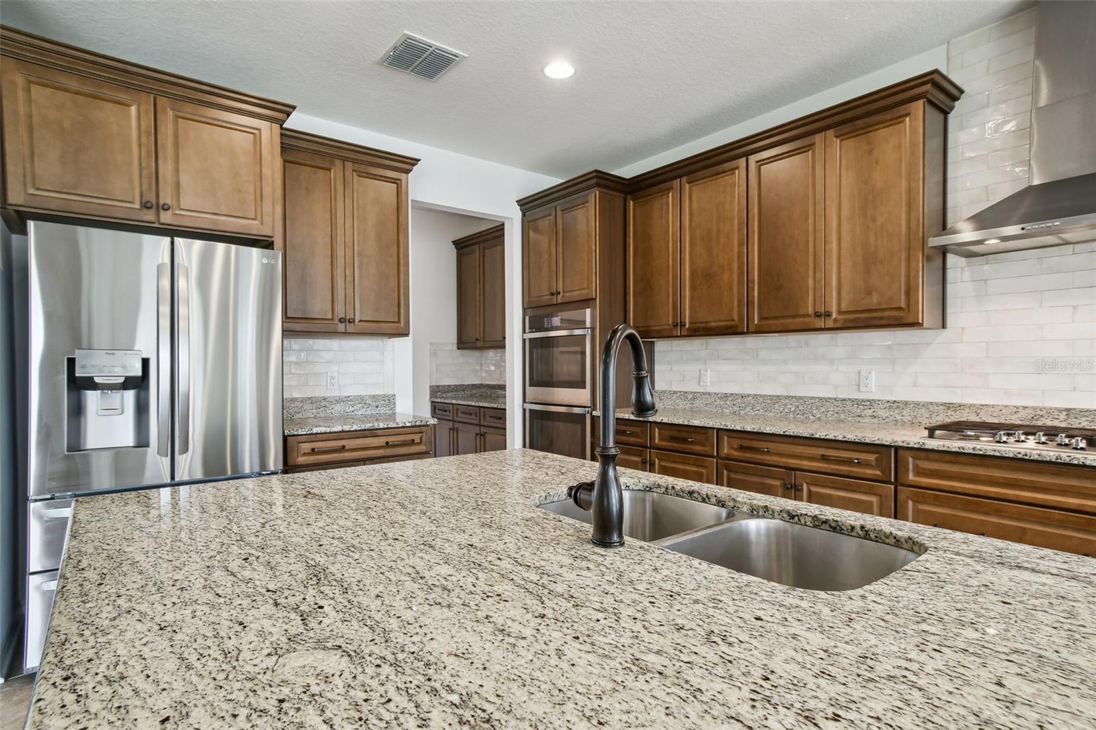 4215 TATUM LOOP