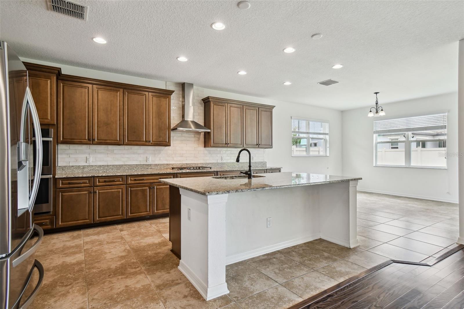4215 TATUM LOOP