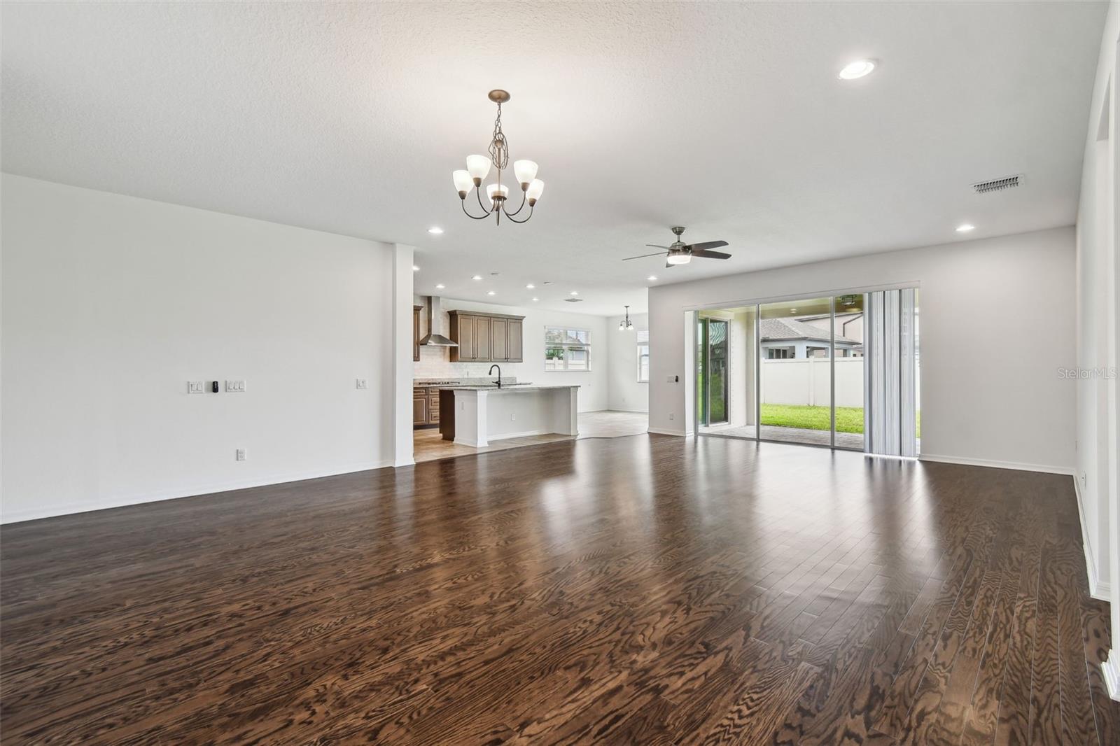 4215 TATUM LOOP