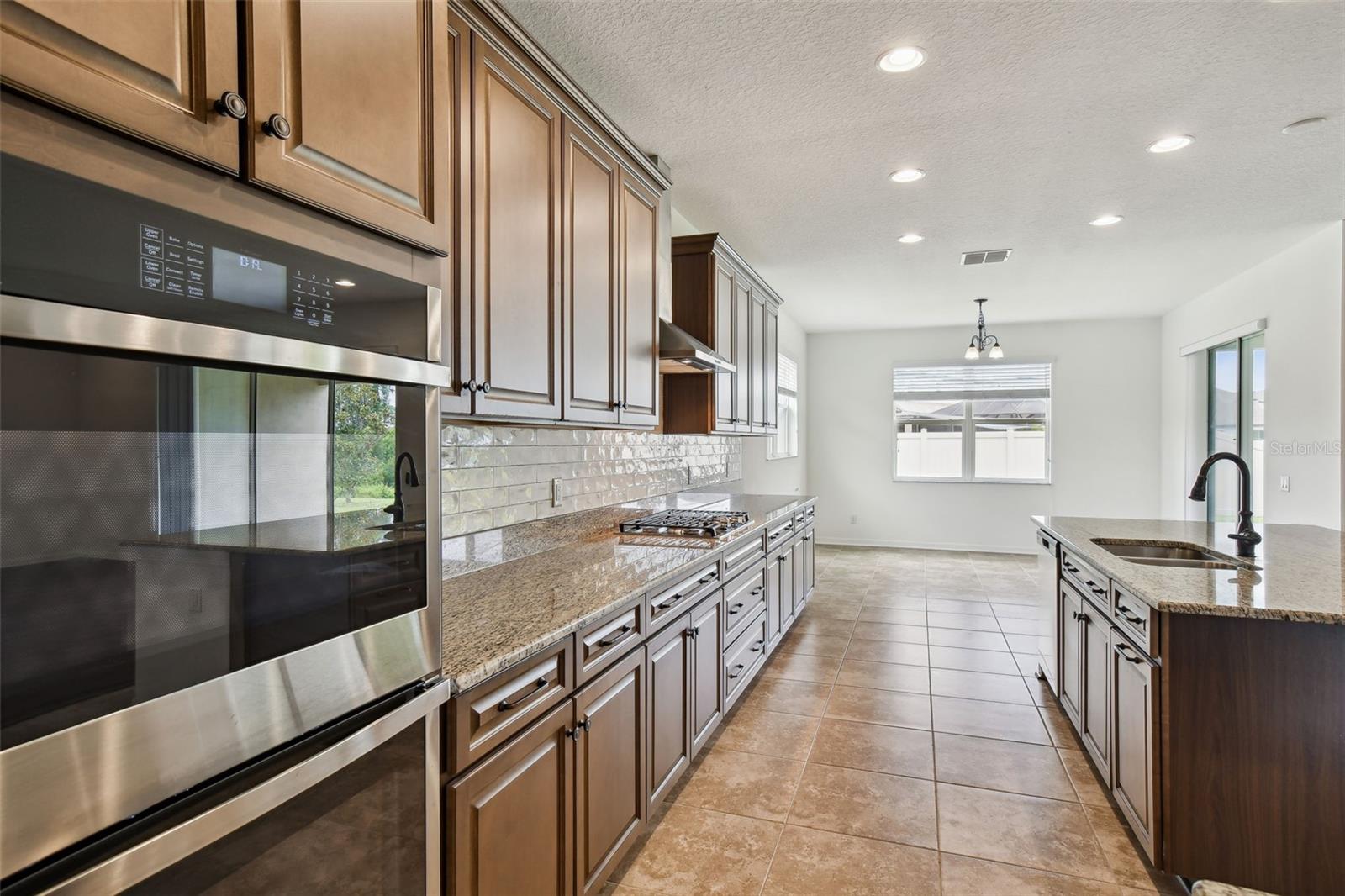 4215 TATUM LOOP