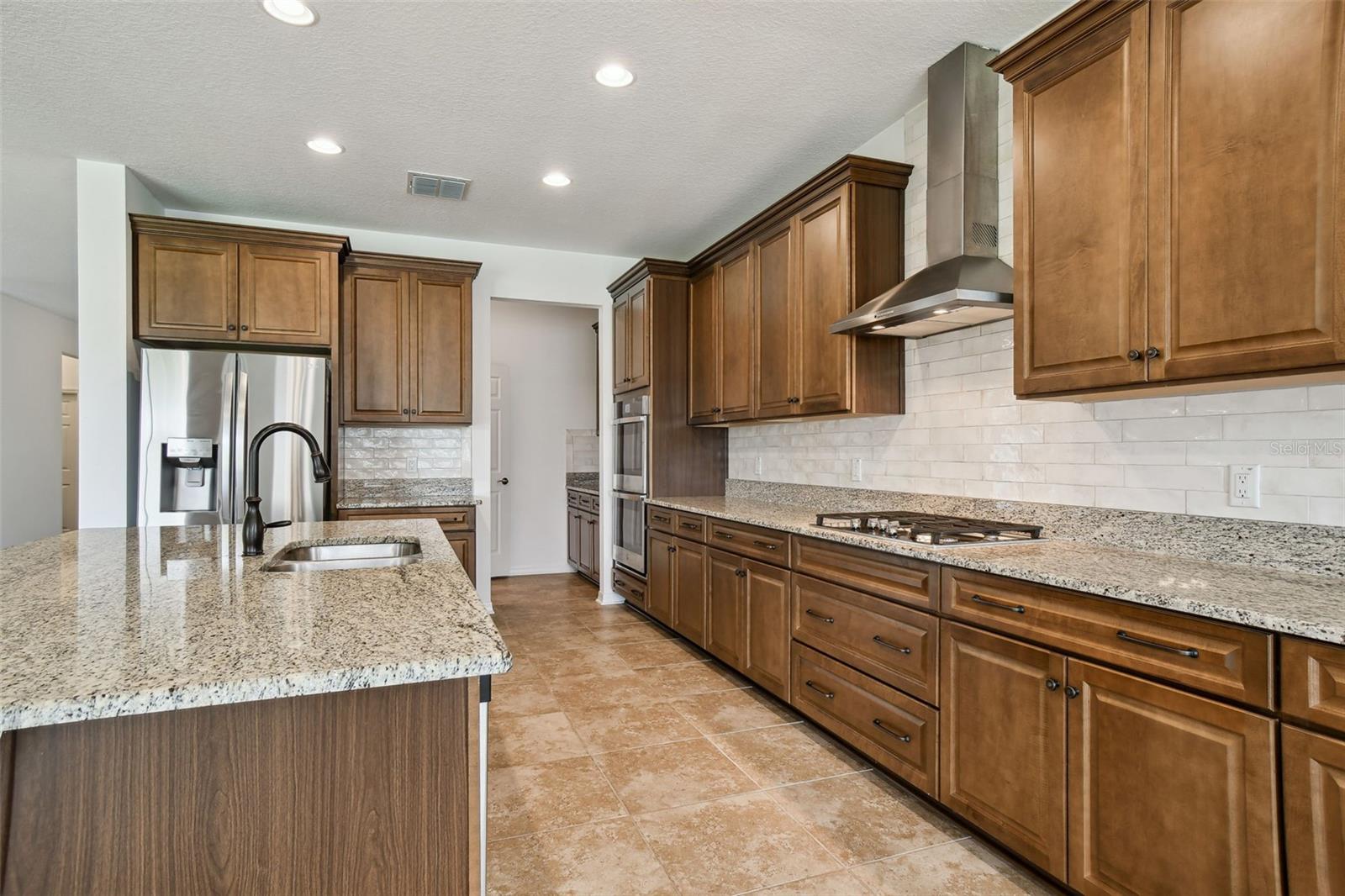 4215 TATUM LOOP