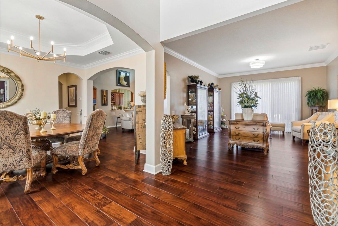 13800 CREST LAKE DR