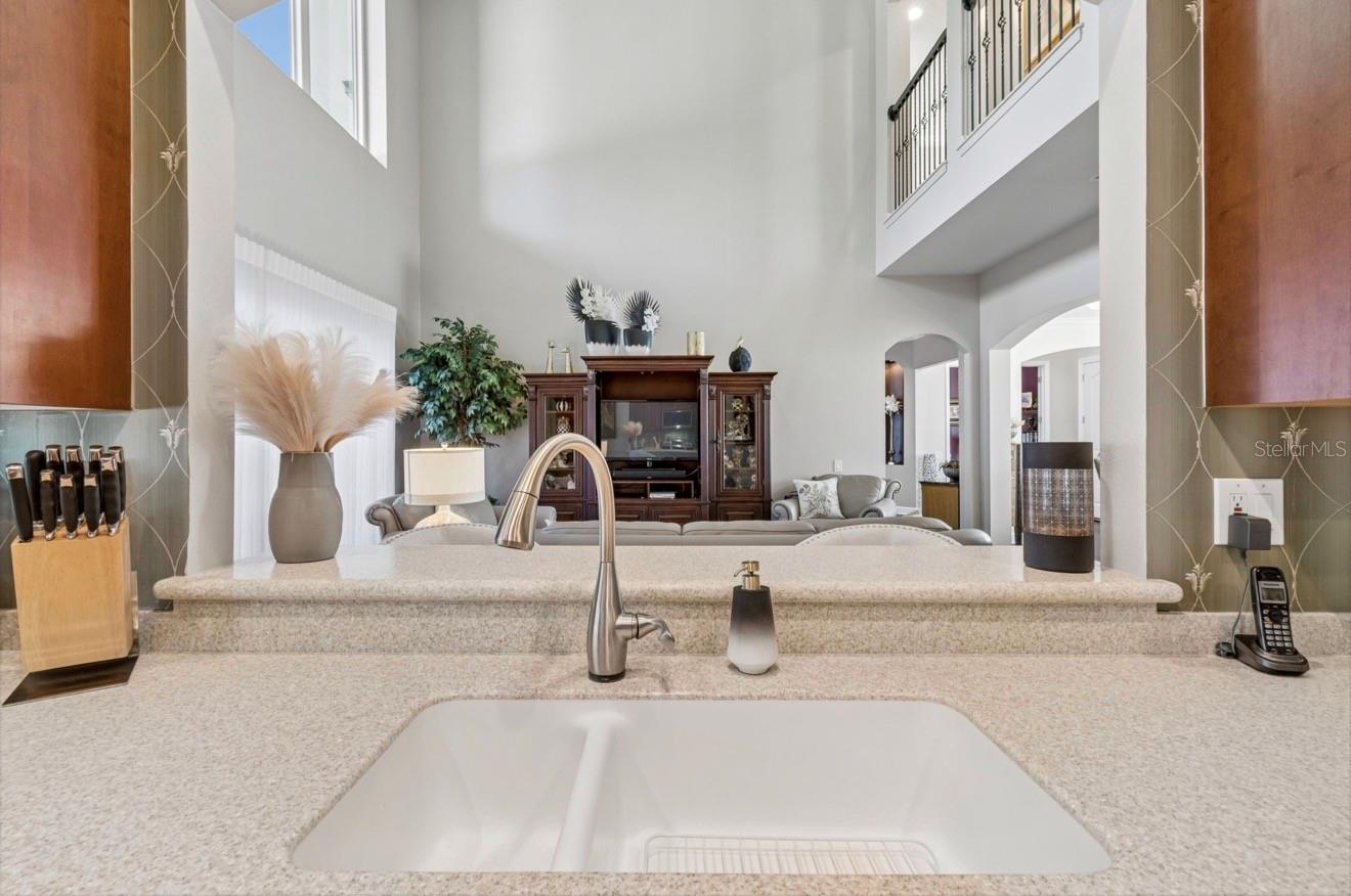 13800 CREST LAKE DR