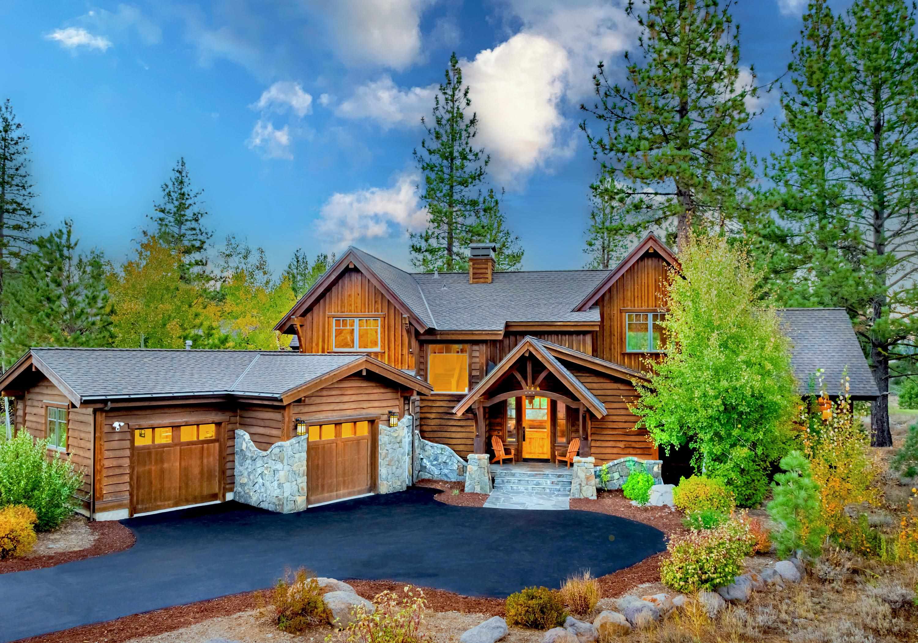 9353 Heartwood Drive