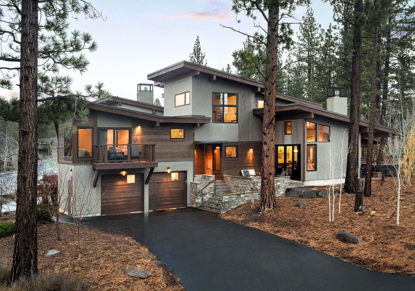 9110 Heartwood Drive