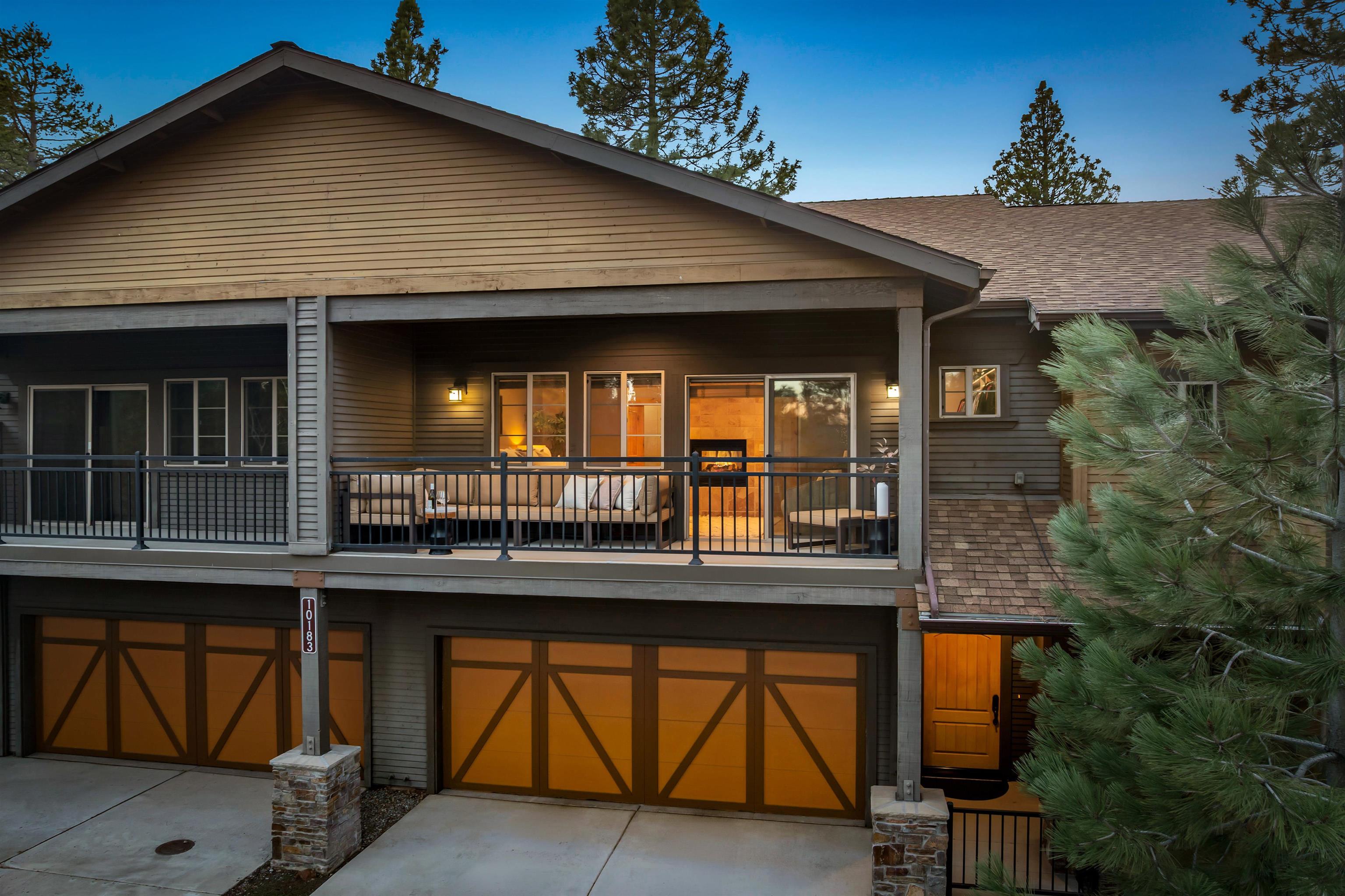 10183 Palisades Drive Unit: 3