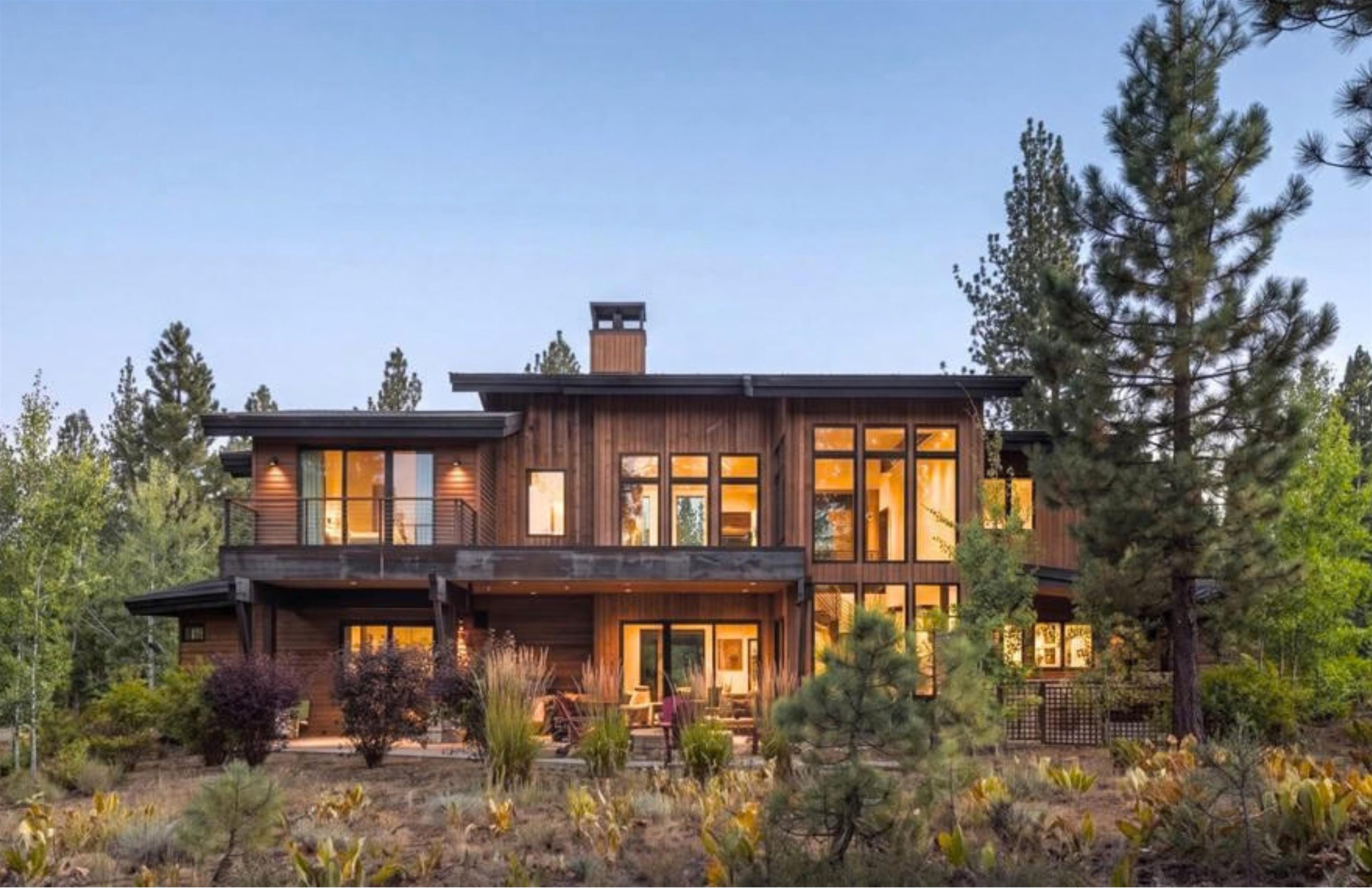 10264 Valmont Trail