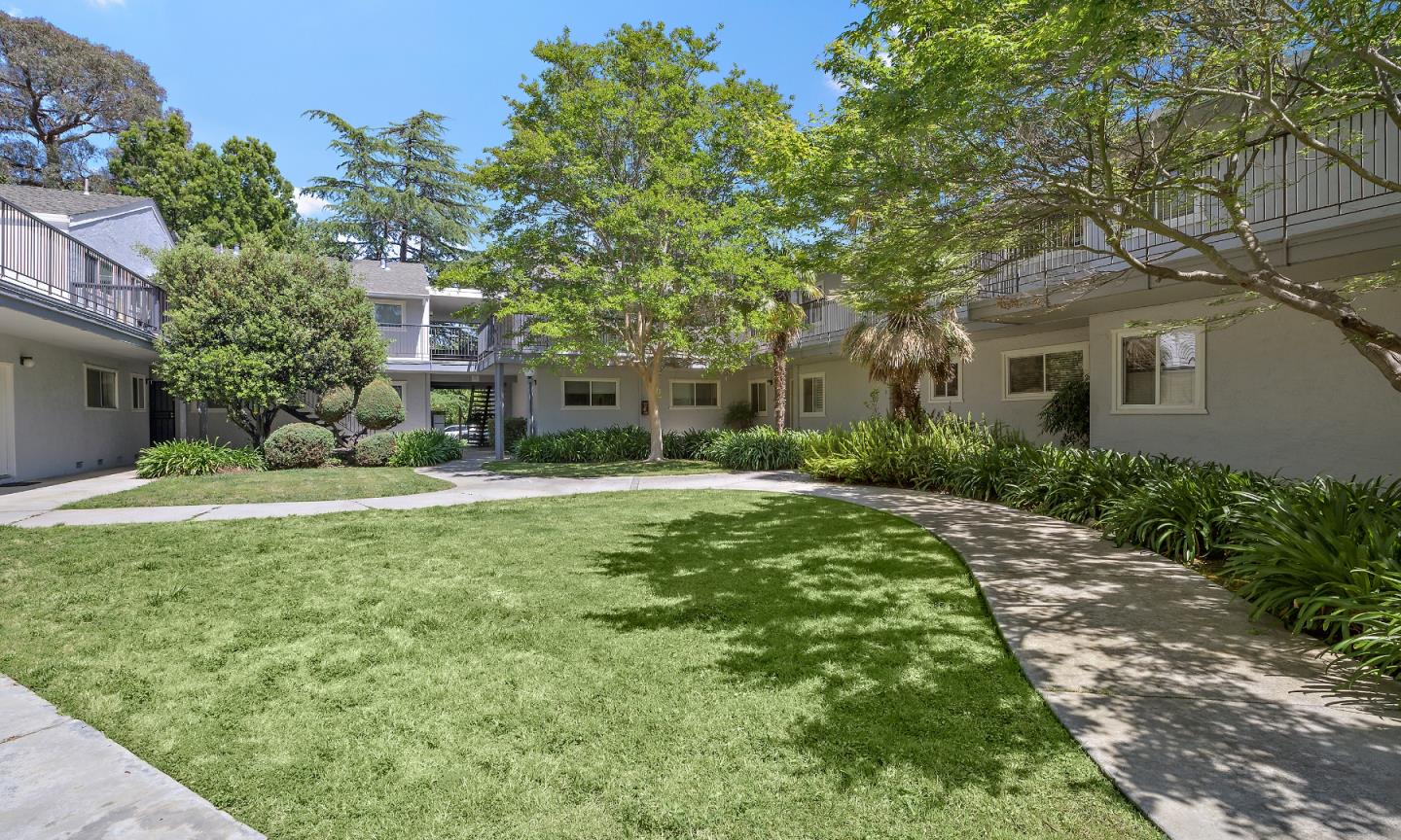 14245 Lora Drive 10