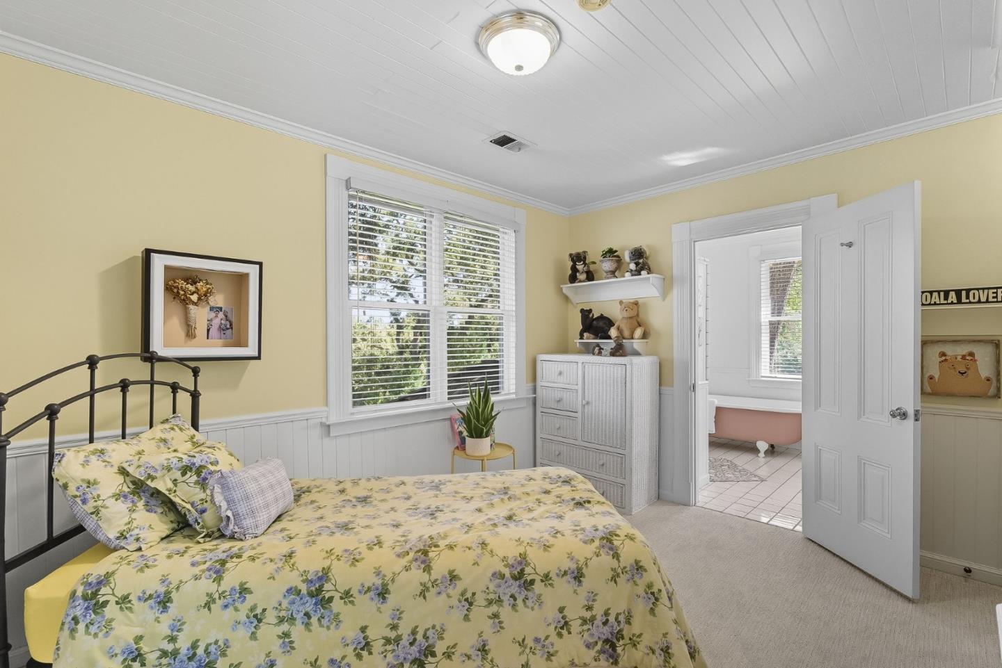 120 Oak Meadow Drive