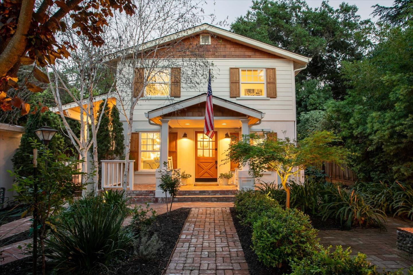 46 Pleasant Street