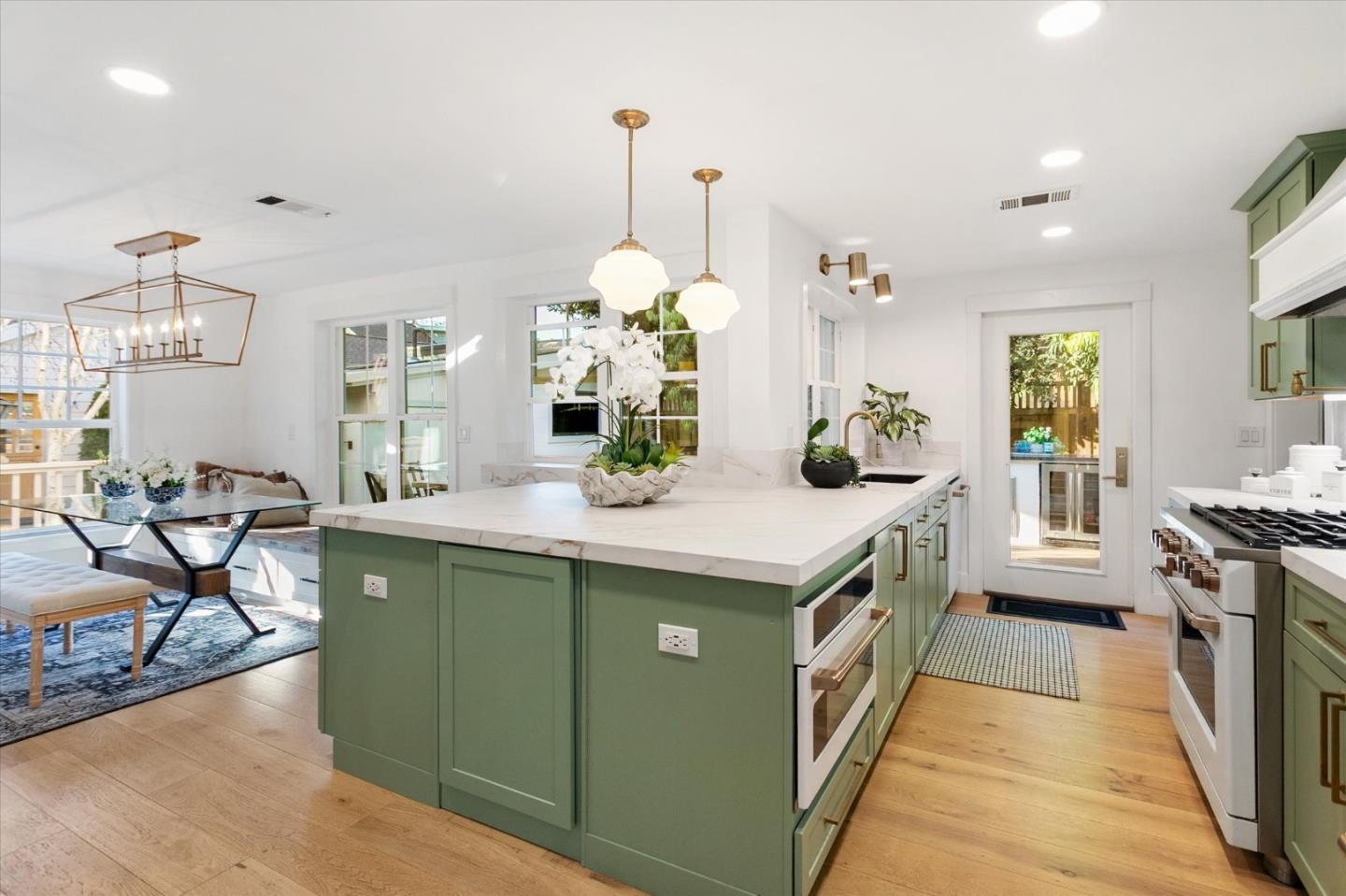 46 Pleasant Street