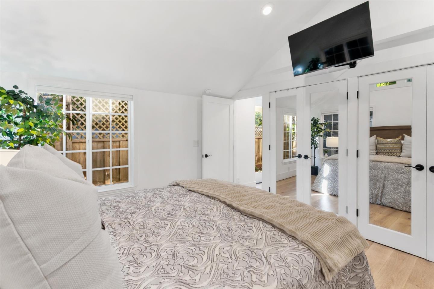 46 Pleasant Street