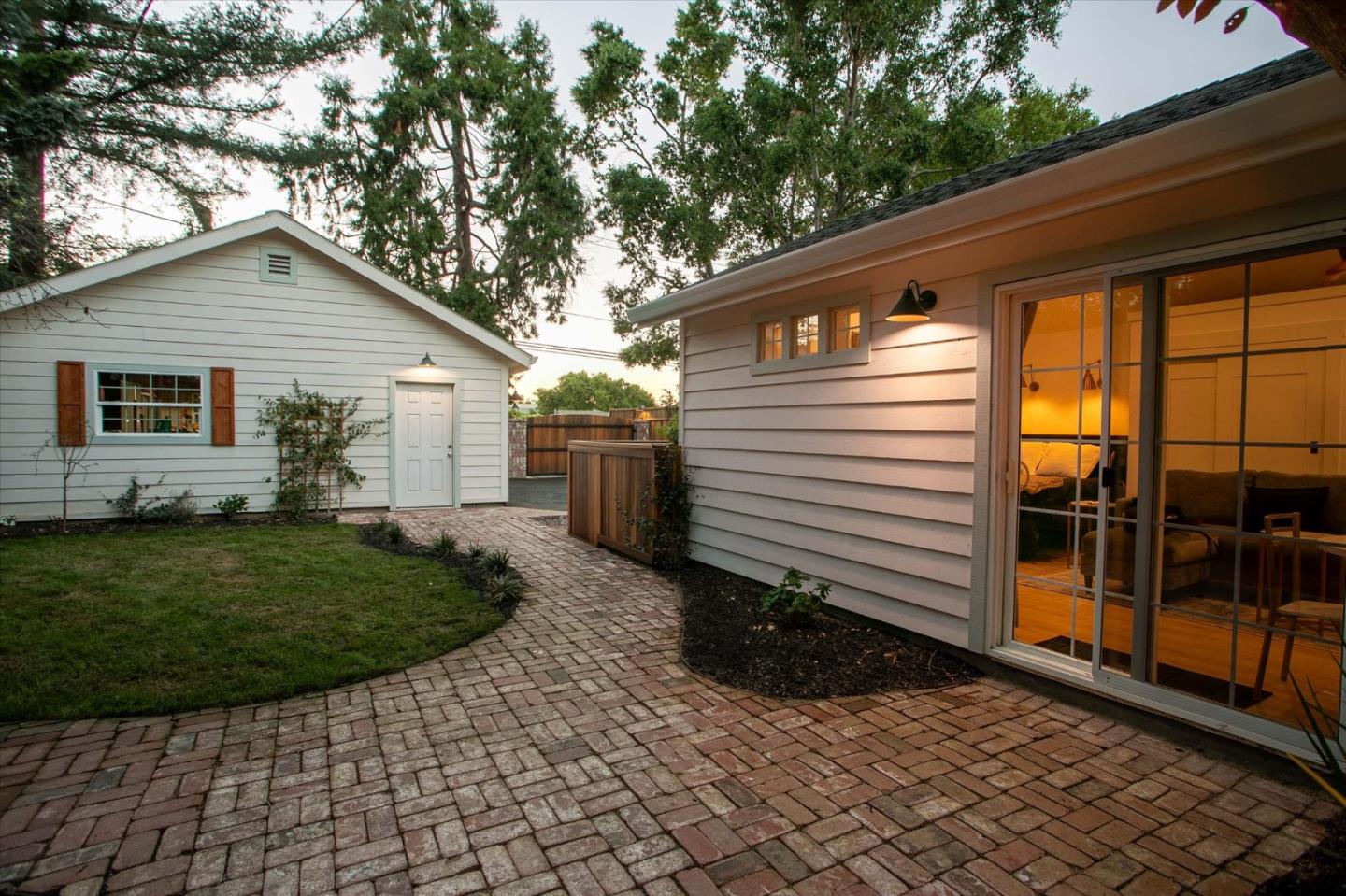 46 Pleasant Street