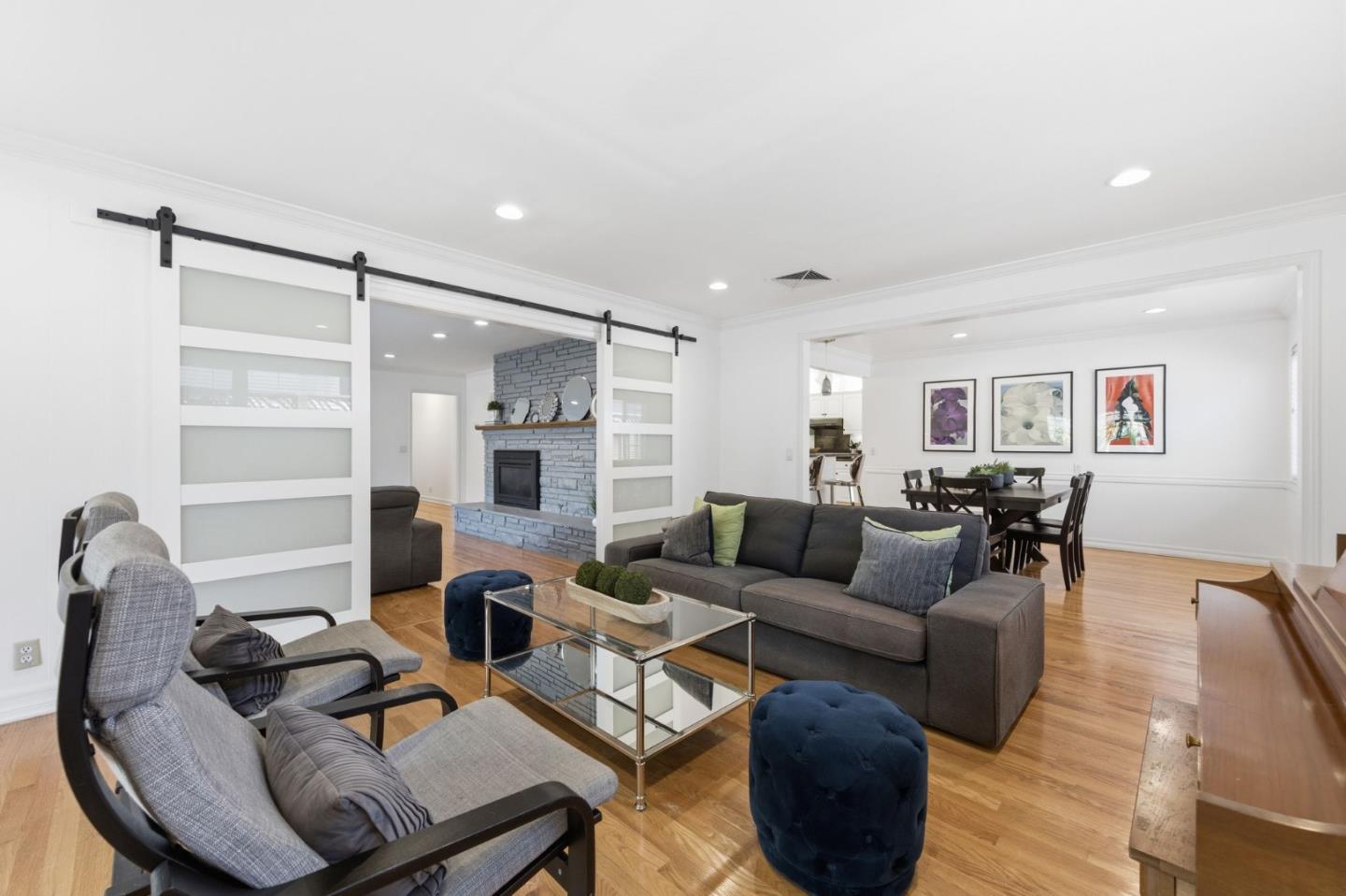 1467 Kiner AVE