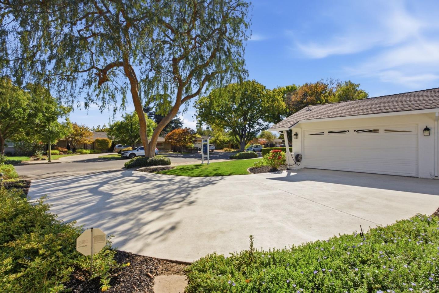 1467 Kiner AVE