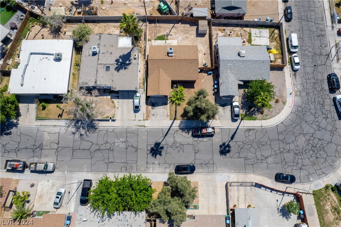 916 Dumbarton Street