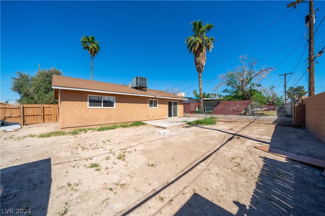 916 Dumbarton Street