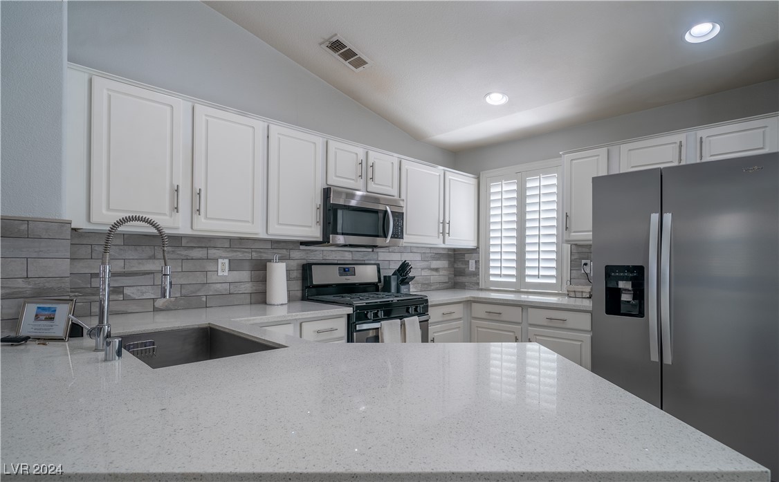 9821 Ridge Creek Place