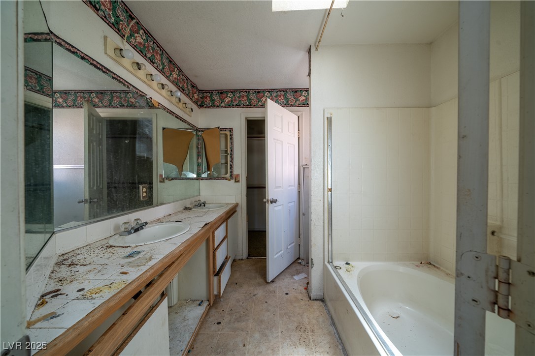 1436 Padre Bay Drive