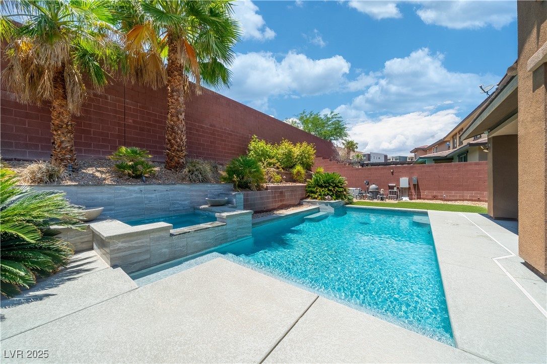 5619 Shadow Bend Drive