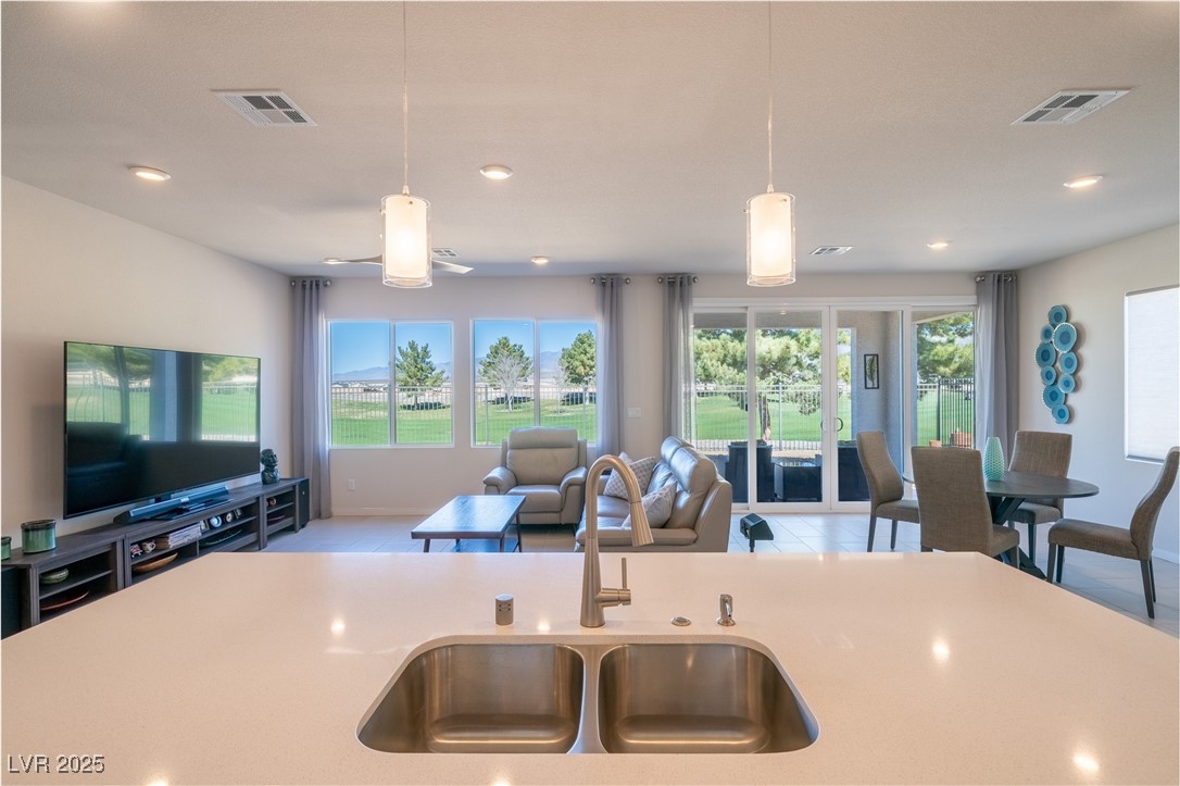 4400 East Cactus Canyon Drive