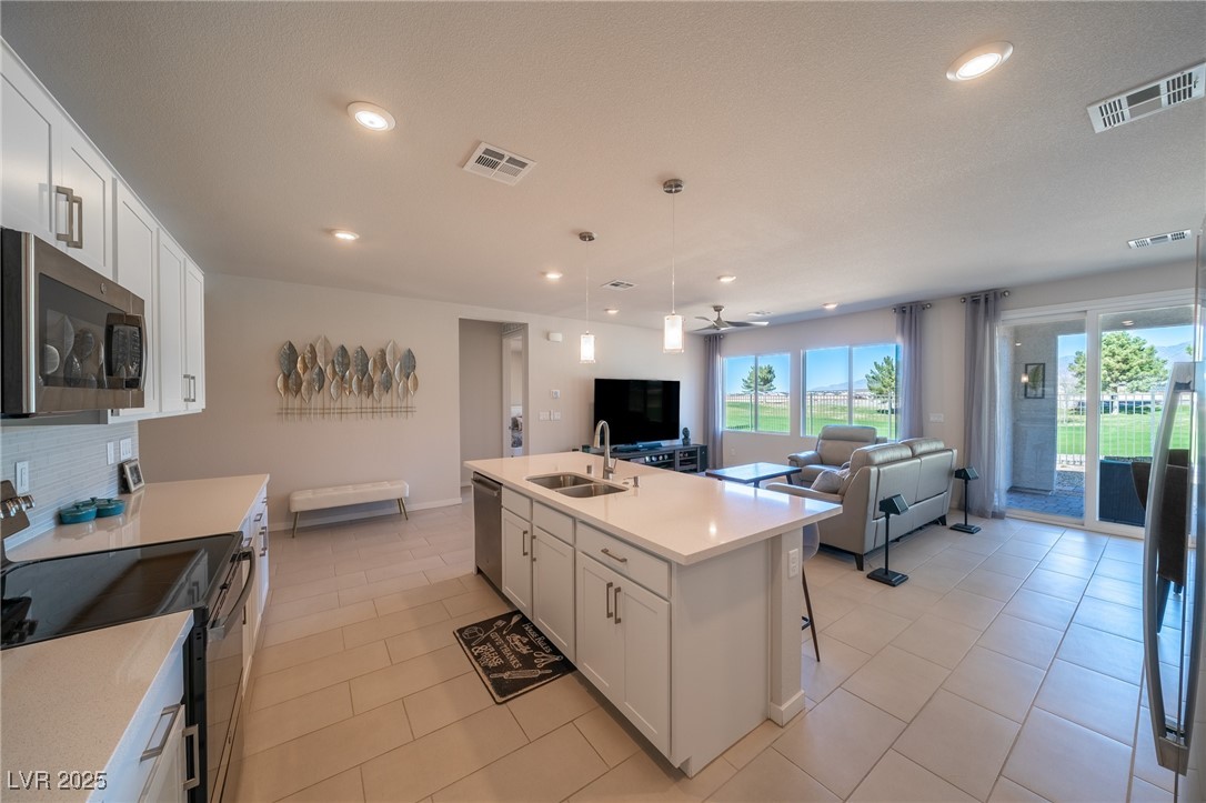 4400 East Cactus Canyon Drive
