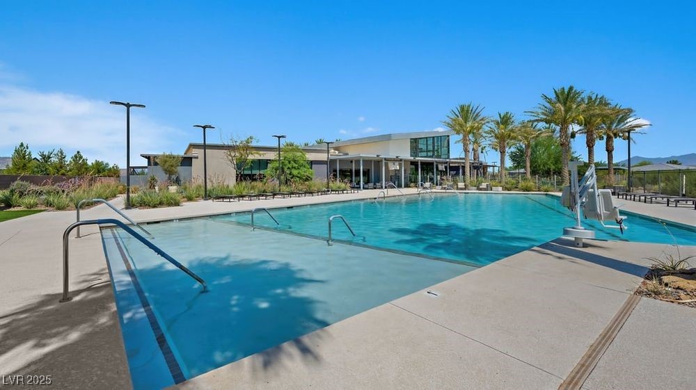 4400 East Cactus Canyon Drive
