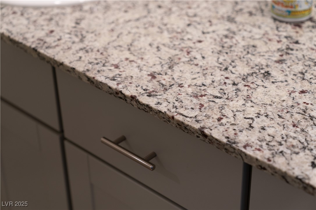 10983 Cambridge Lakes Avenue