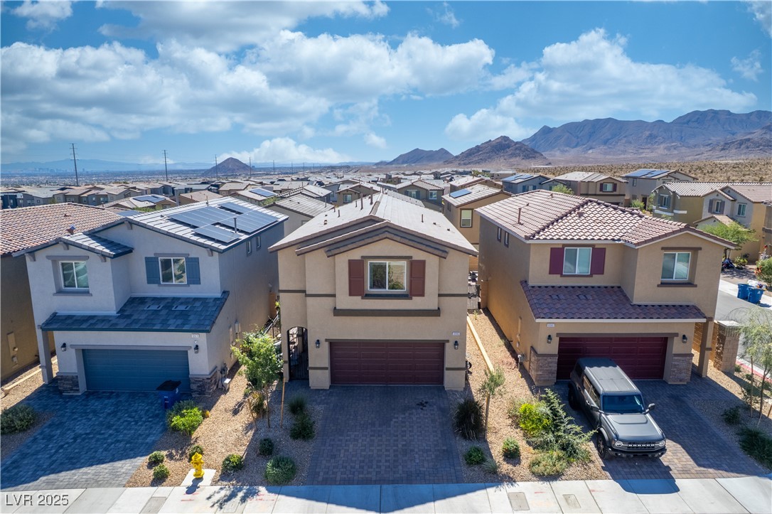 10983 Cambridge Lakes Avenue