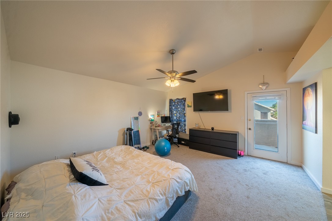 5620 Desert Creek Way