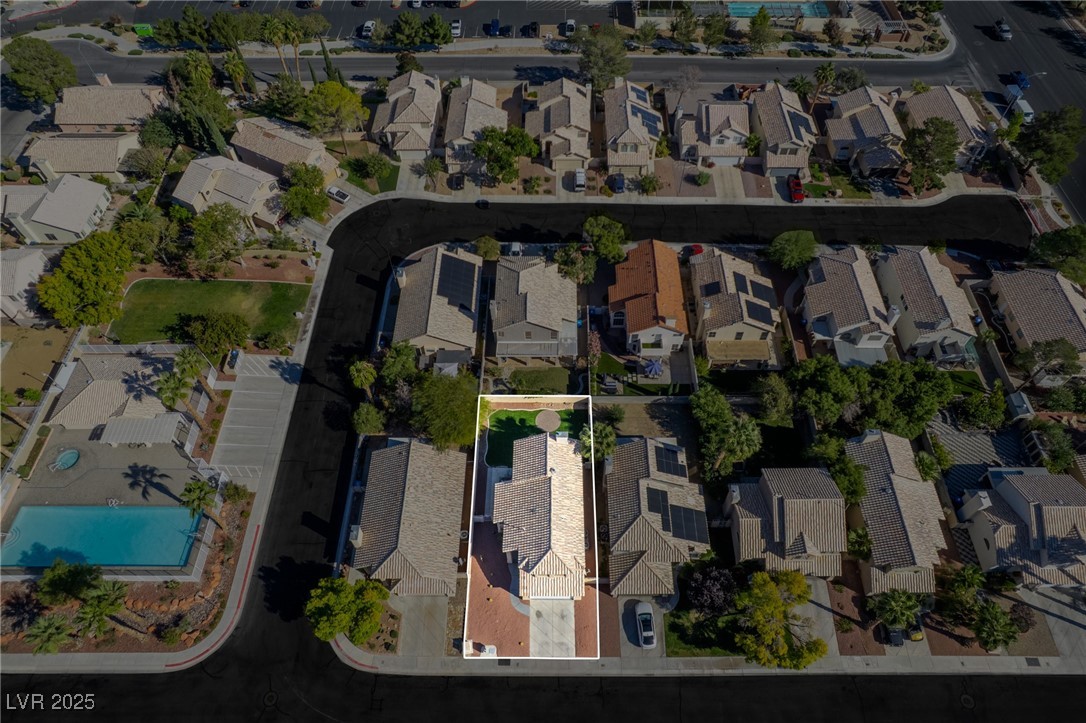 5620 Desert Creek Way