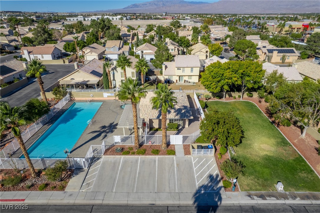 5620 Desert Creek Way