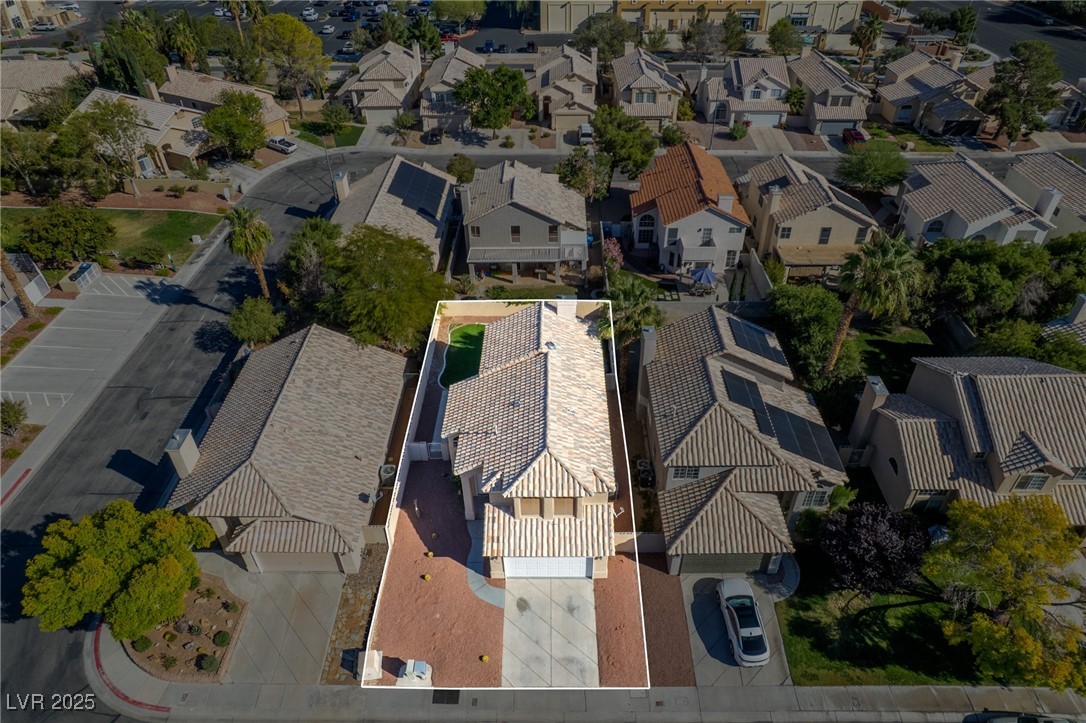 5620 Desert Creek Way