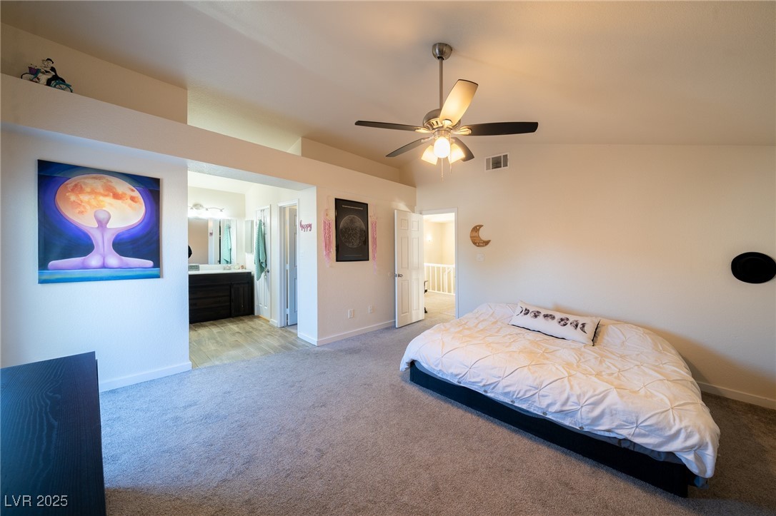 5620 Desert Creek Way