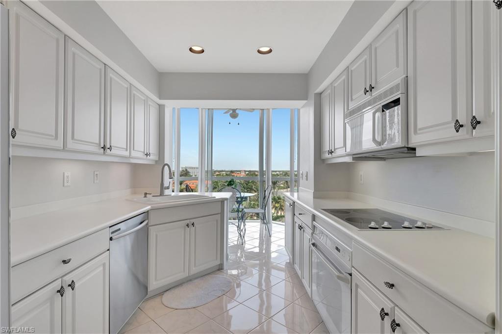 4255 Gulf Shore BLVD N # 503, NAPLES FL, 34103