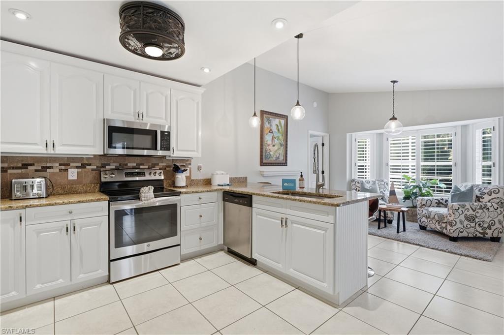 2548 River Reach DR