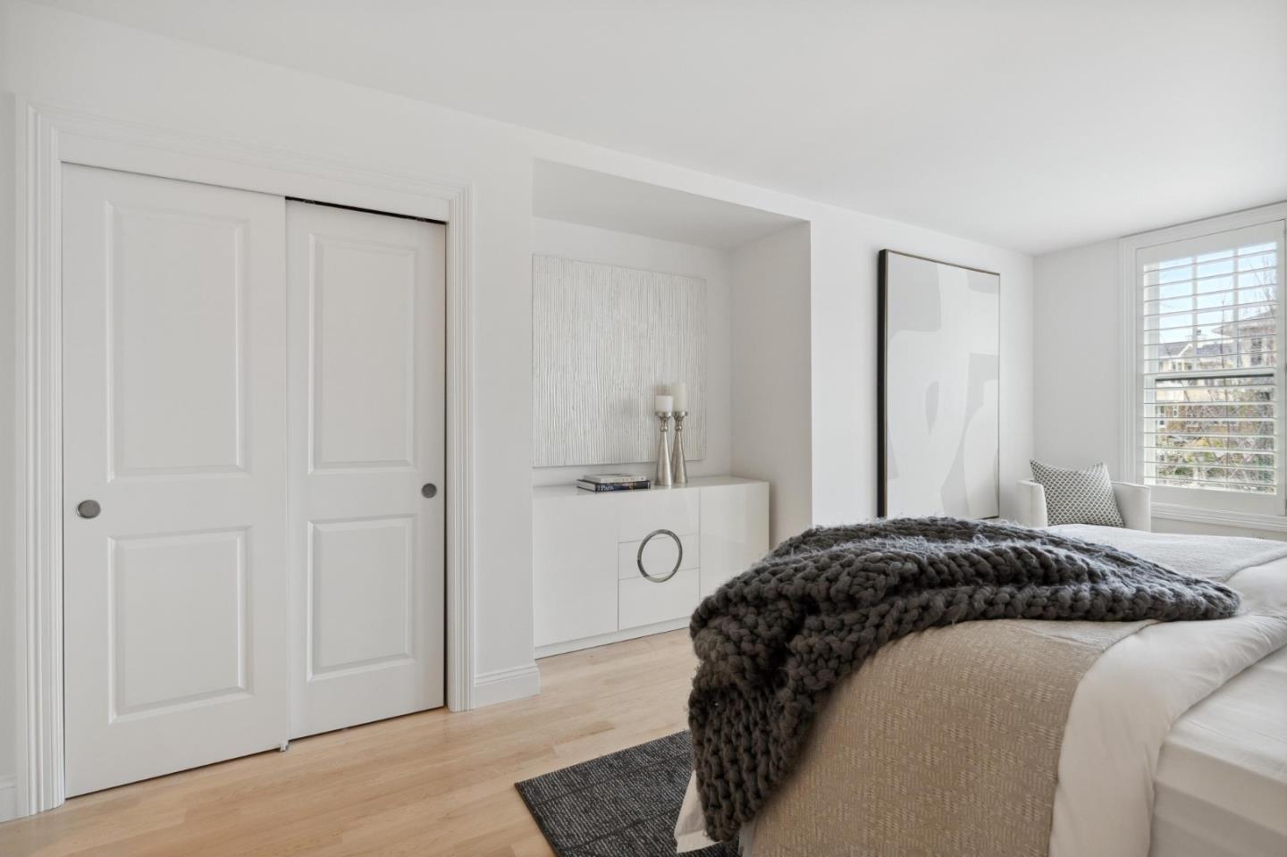 325 Channing AVE 118