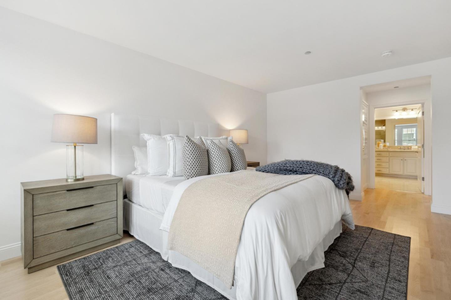 325 Channing AVE 118