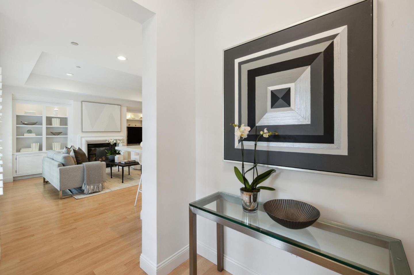 325 Channing AVE 118