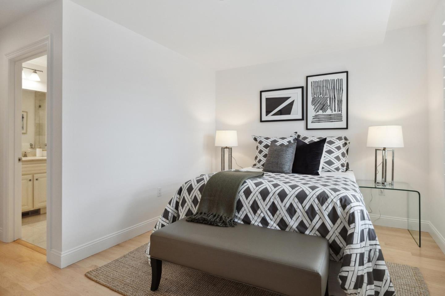 325 Channing AVE 118