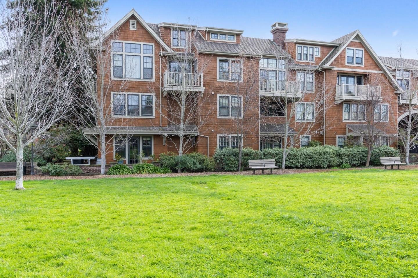 325 Channing AVE 118