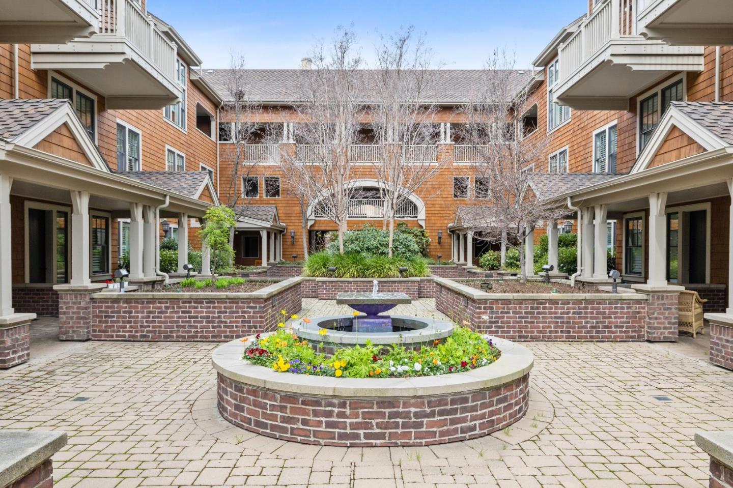 325 Channing AVE 118