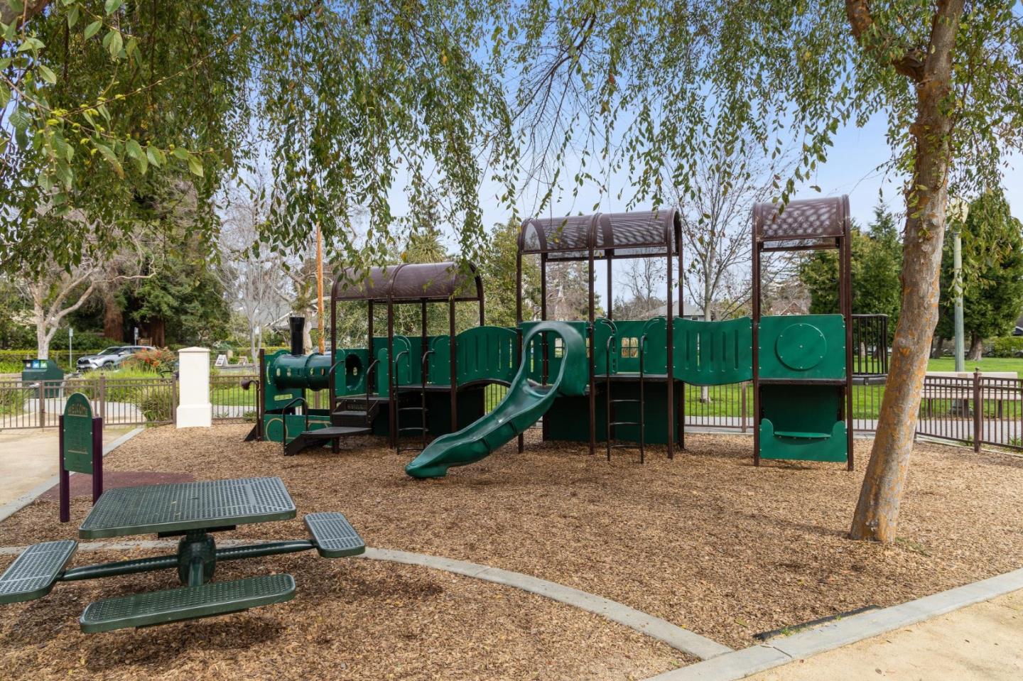 325 Channing AVE 118