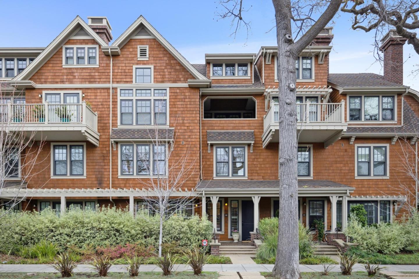 325 Channing AVE 118