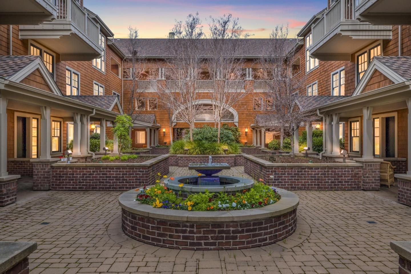 325 Channing AVE 118