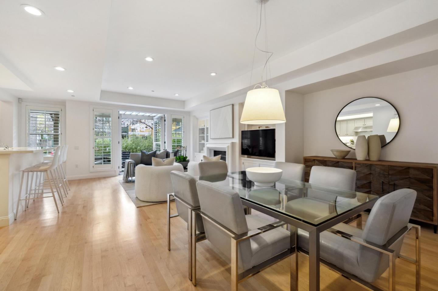 325 Channing AVE 118