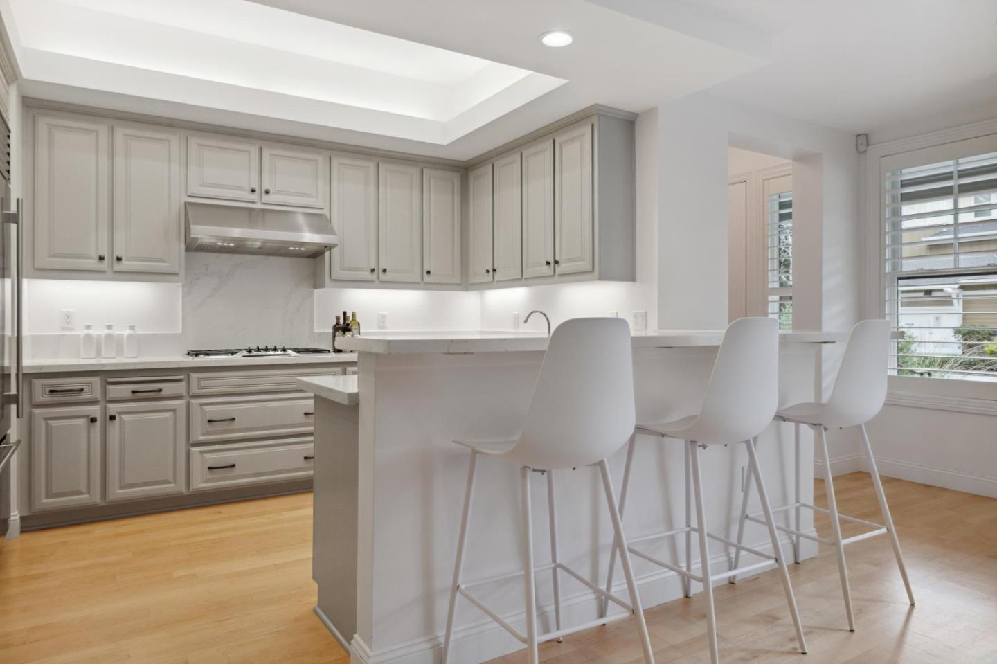 325 Channing AVE 118