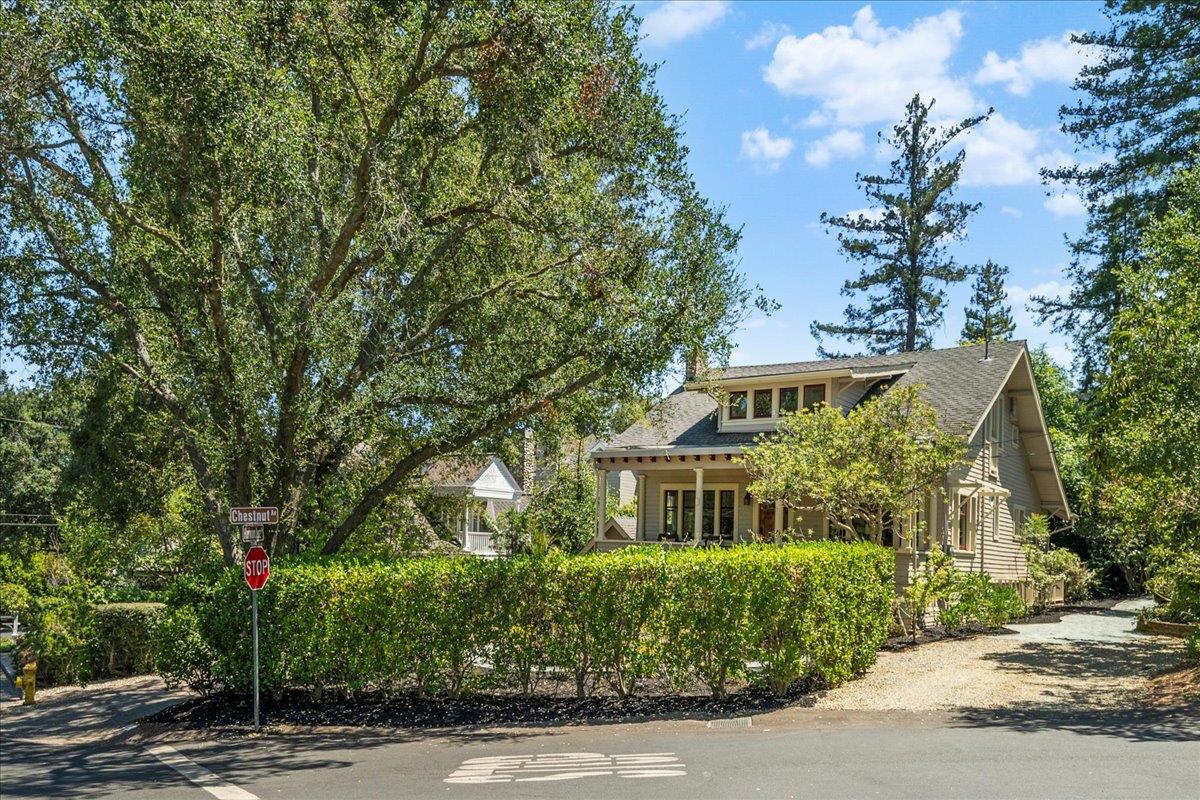 155 Hernandez AVE